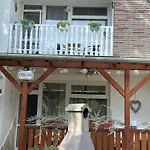 Edina-haz Holiday home Balatonboglar